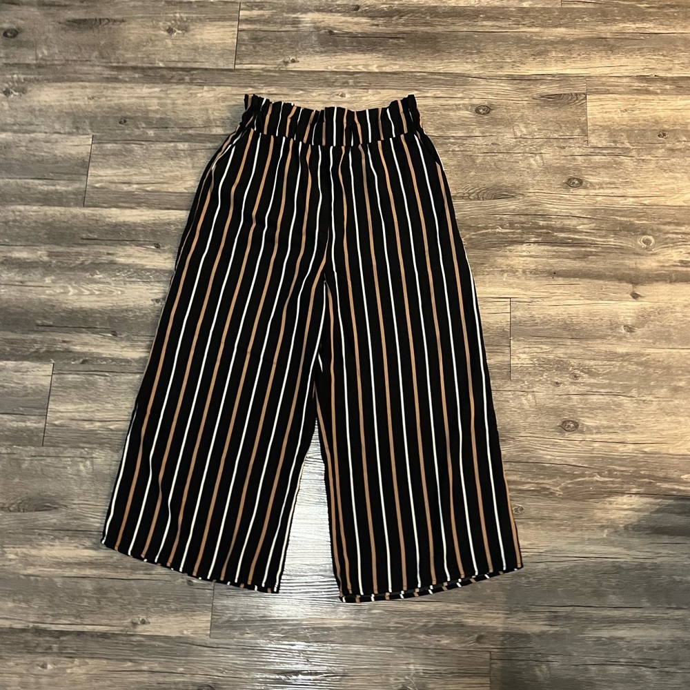 Cropped Wide Leg Dress Pants with Pockets